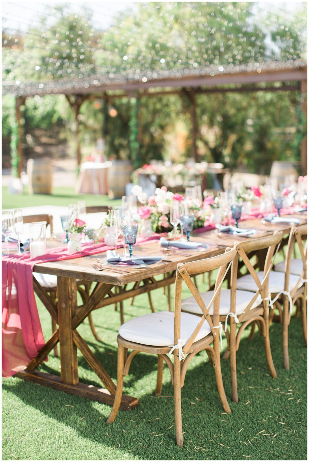 farmhouse tablescape for outdoor wedding